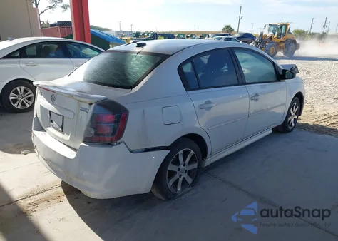 2011 Nissan Sentra 2.0Sr z USA, uszkodzony, nr VIN 3N1AB6AP1BL727881